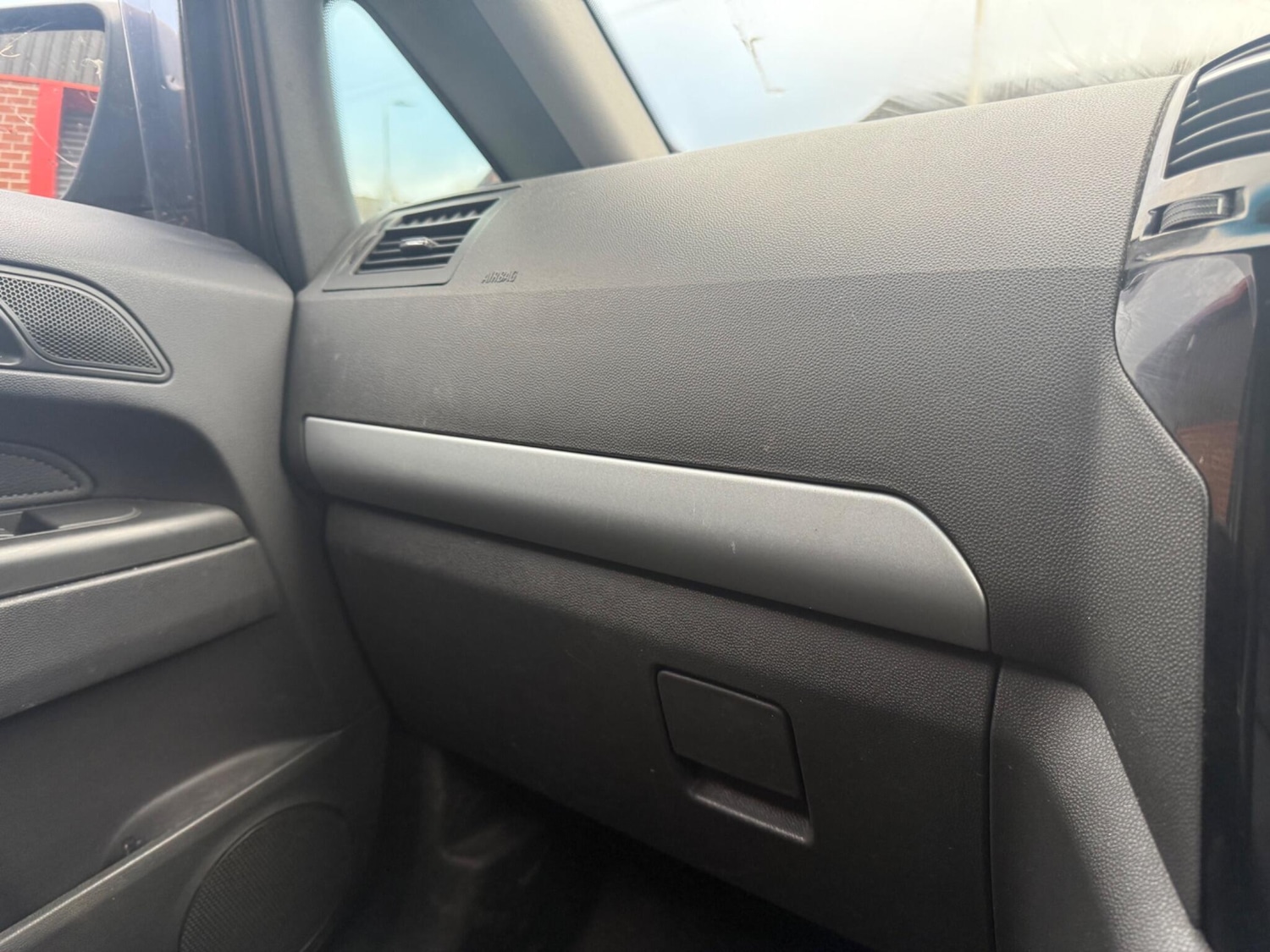 Used Vauxhall Zafira 2011 for sale - 77237663: Photo 19