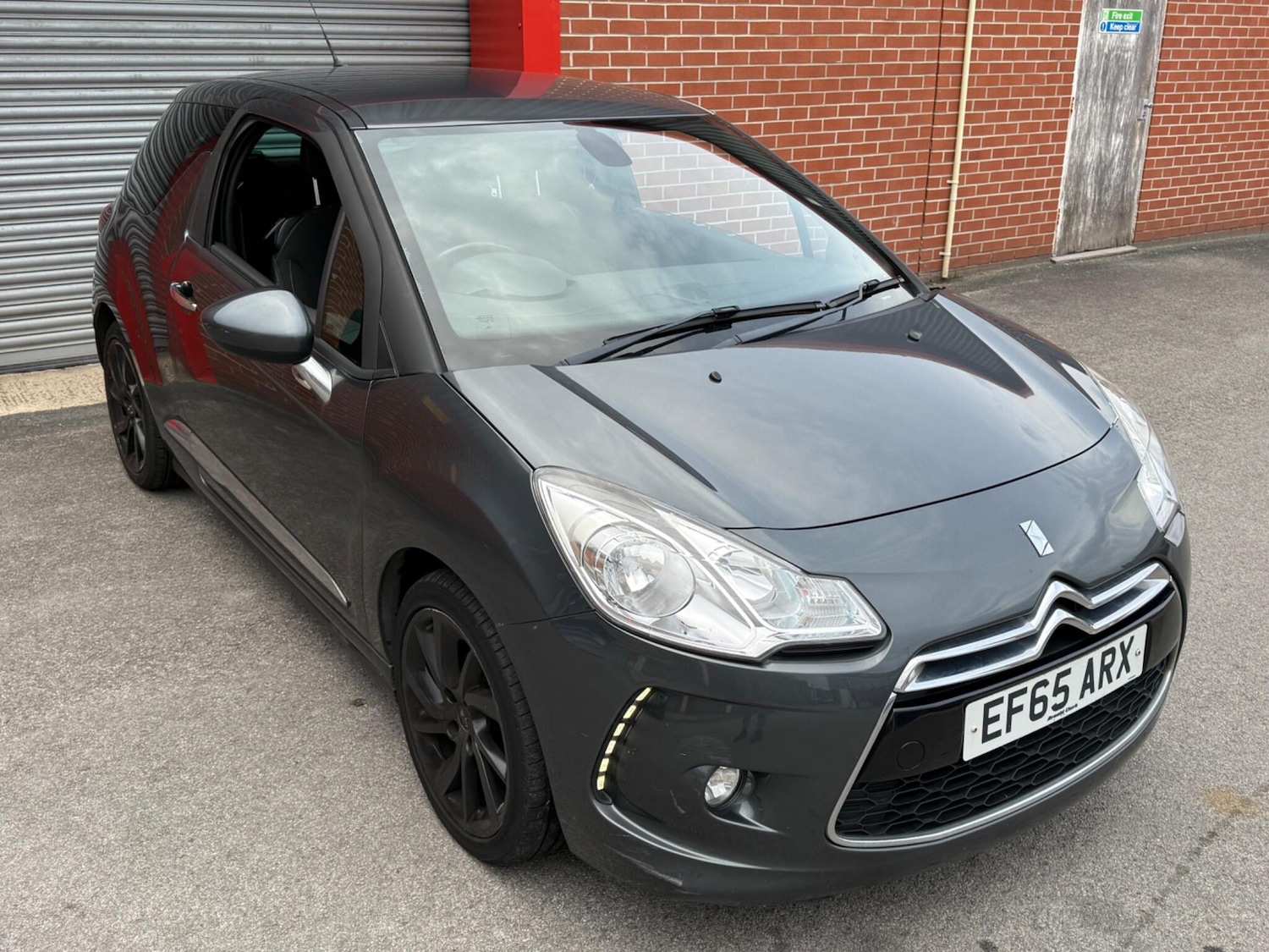 Used DS Automobiles DS 3 2015 for sale - 76153203: Photo 2