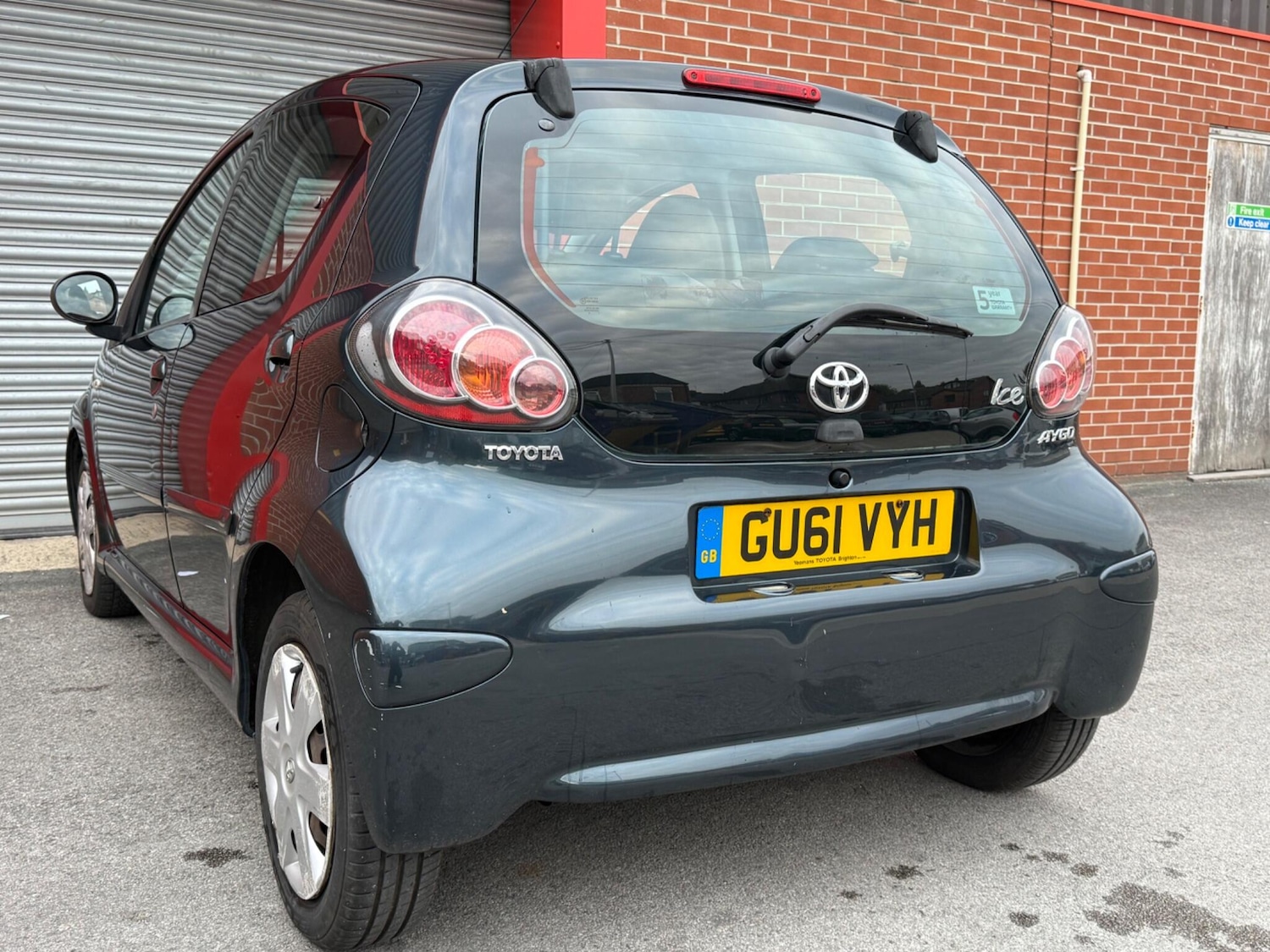 Used Toyota AYGO 2011 for sale - 76060942: Photo 27