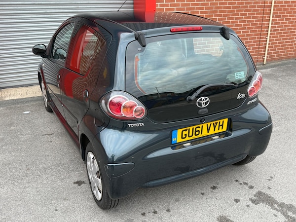 Used Toyota AYGO 2011 for sale - 76060942: Photo 28