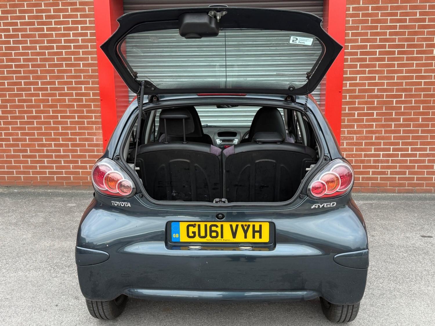 Used Toyota AYGO 2011 for sale - 76060942: Photo 31