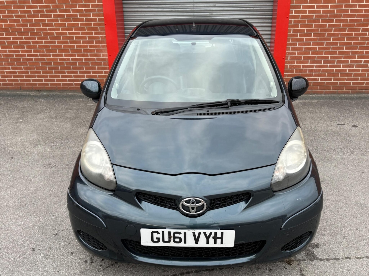 Used Toyota AYGO 2011 for sale - 76060942: Photo 4