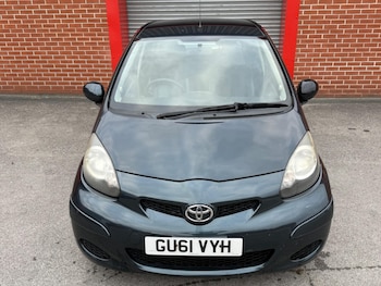Used Toyota AYGO 2011 for sale - 76060942: Photo