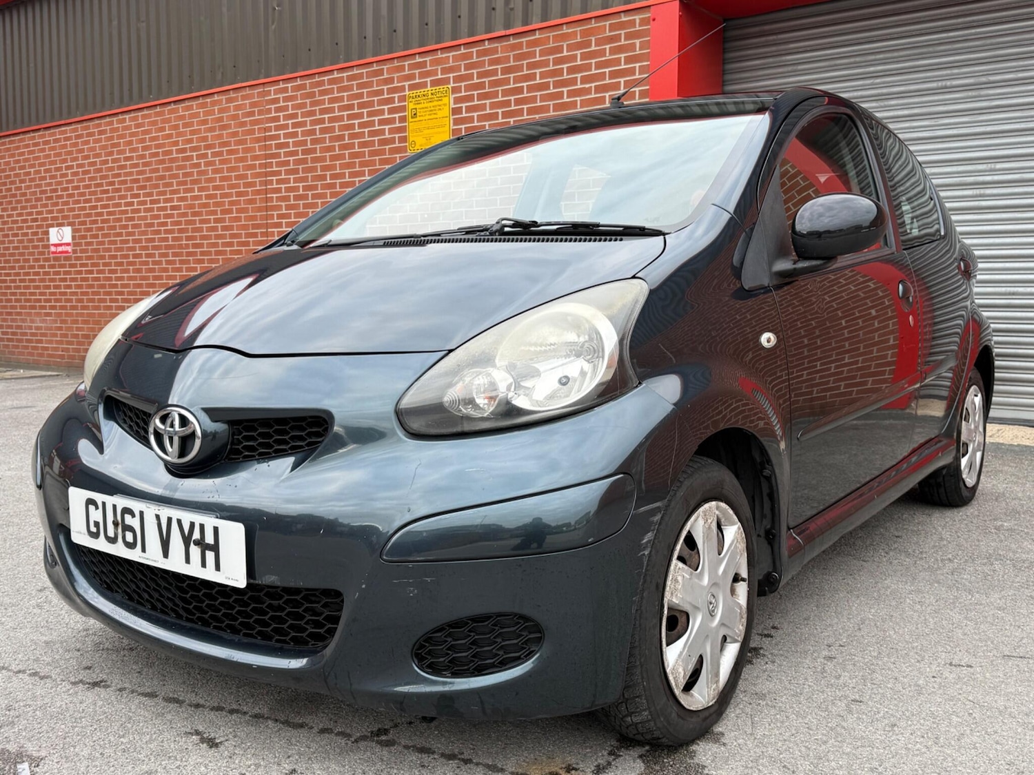 Used Toyota AYGO 2011 for sale - 76060942: Photo 5