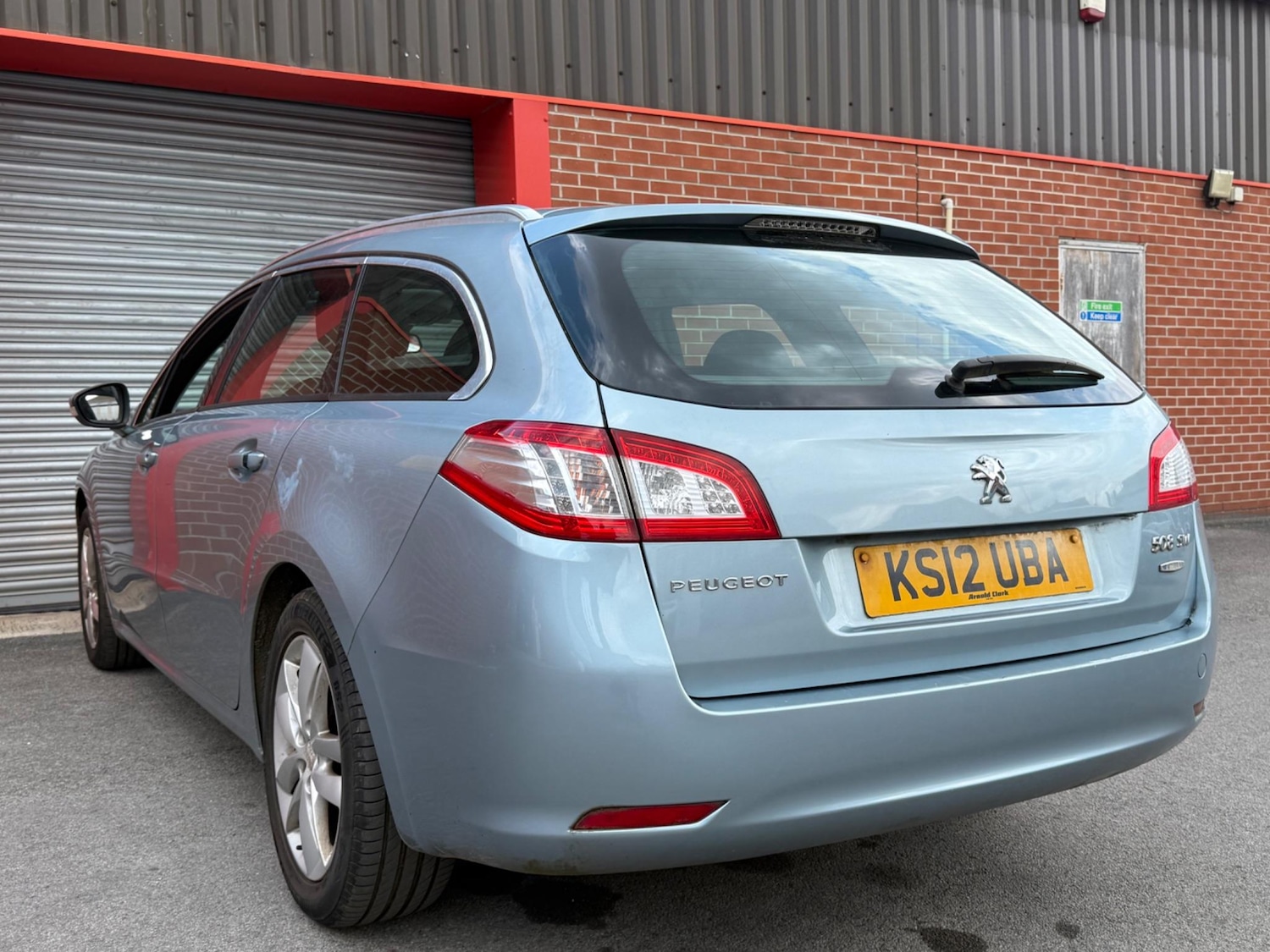Vehicle 28