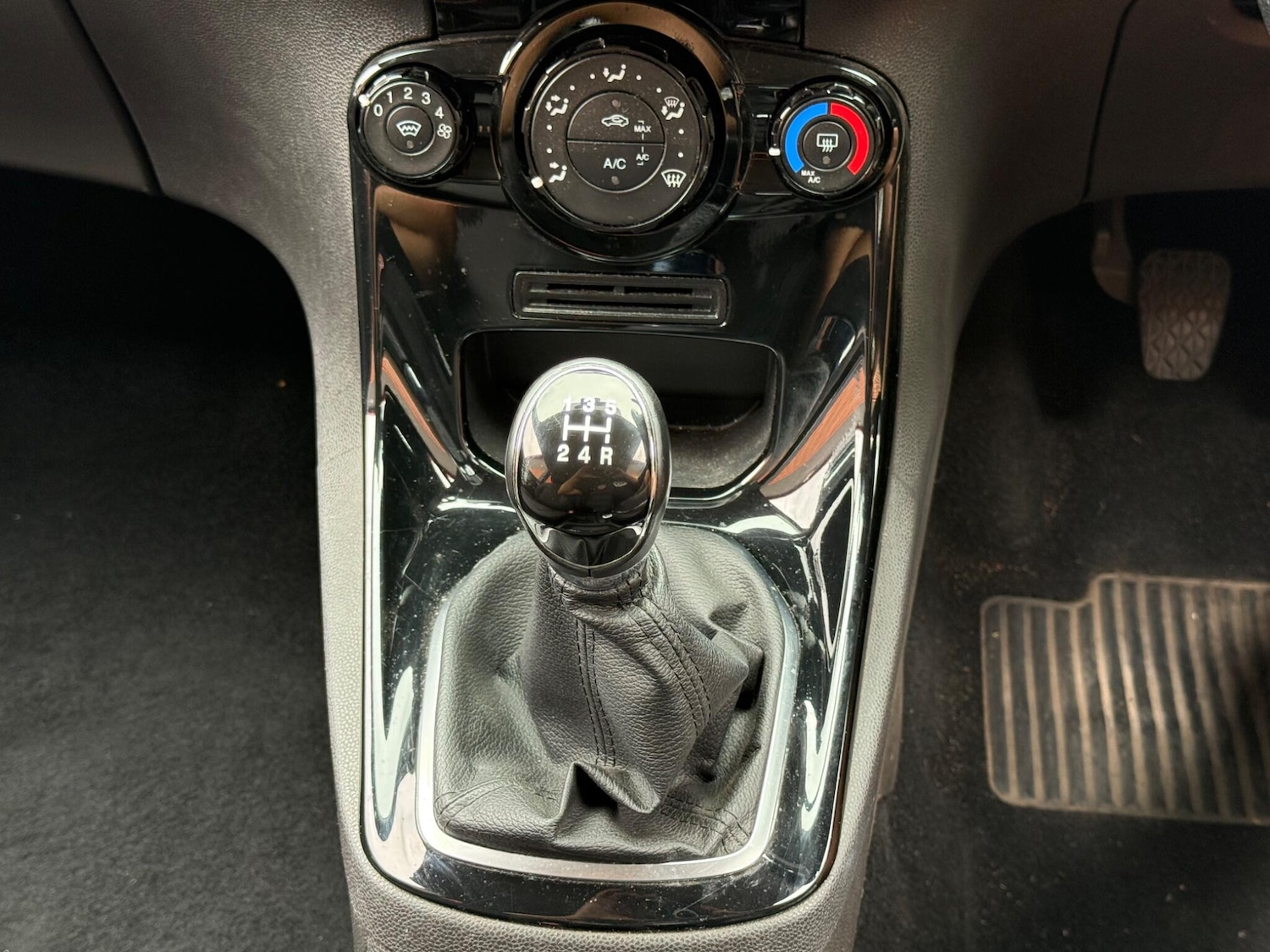 Used Ford Fiesta 2016 for sale - 75981734: Photo 17