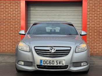 Used Vauxhall Insignia 2010 for sale - 75981741: Photo