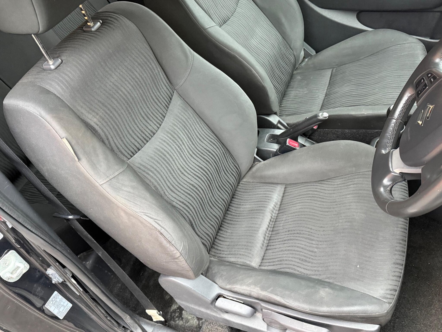 Used Suzuki Swift 2010 for sale - 77794175: Photo 19