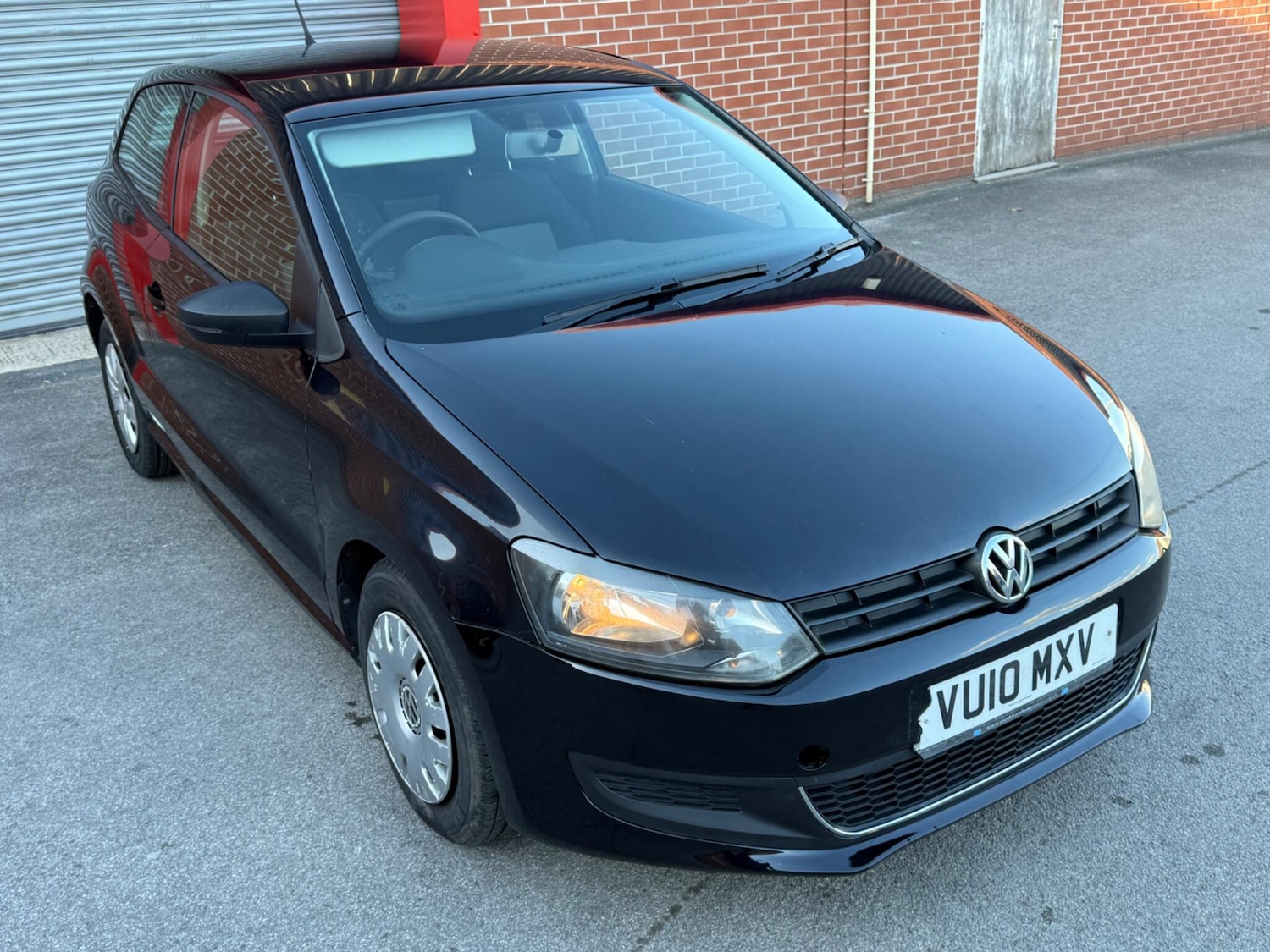 Used Volkswagen Polo 2010 for sale - 76995380: Photo 2