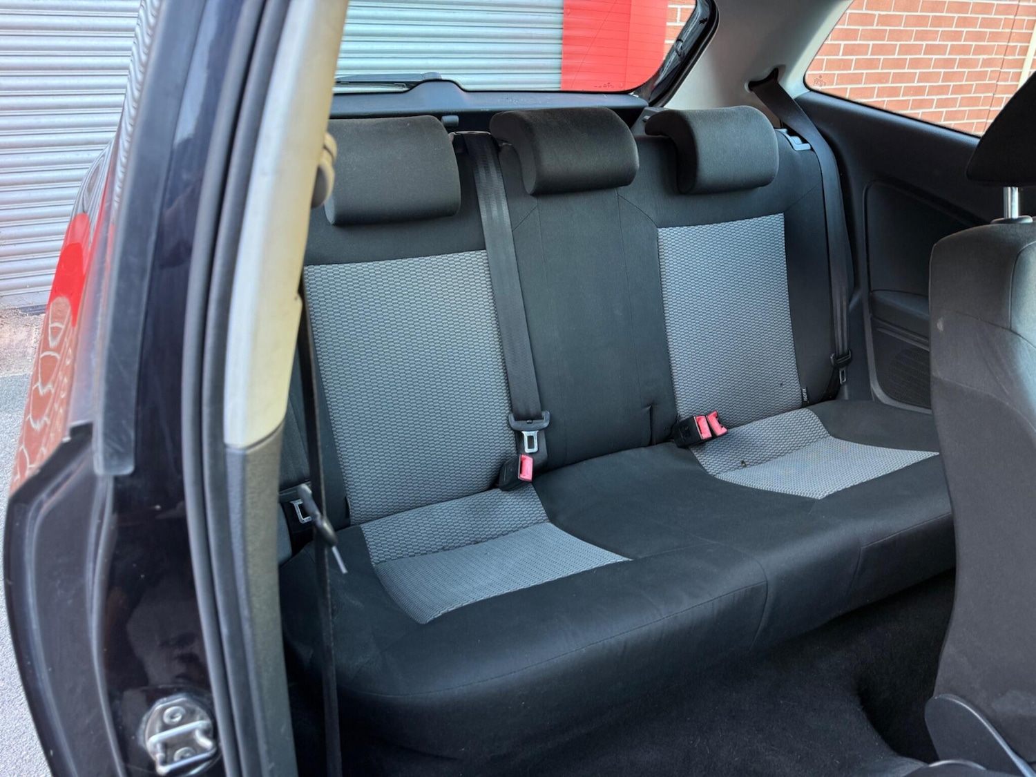 Used Volkswagen Polo 2010 for sale - 76995380: Photo 25