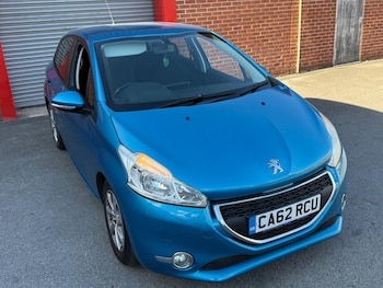 Used Peugeot 208 2013 for sale - 75747120: Photo