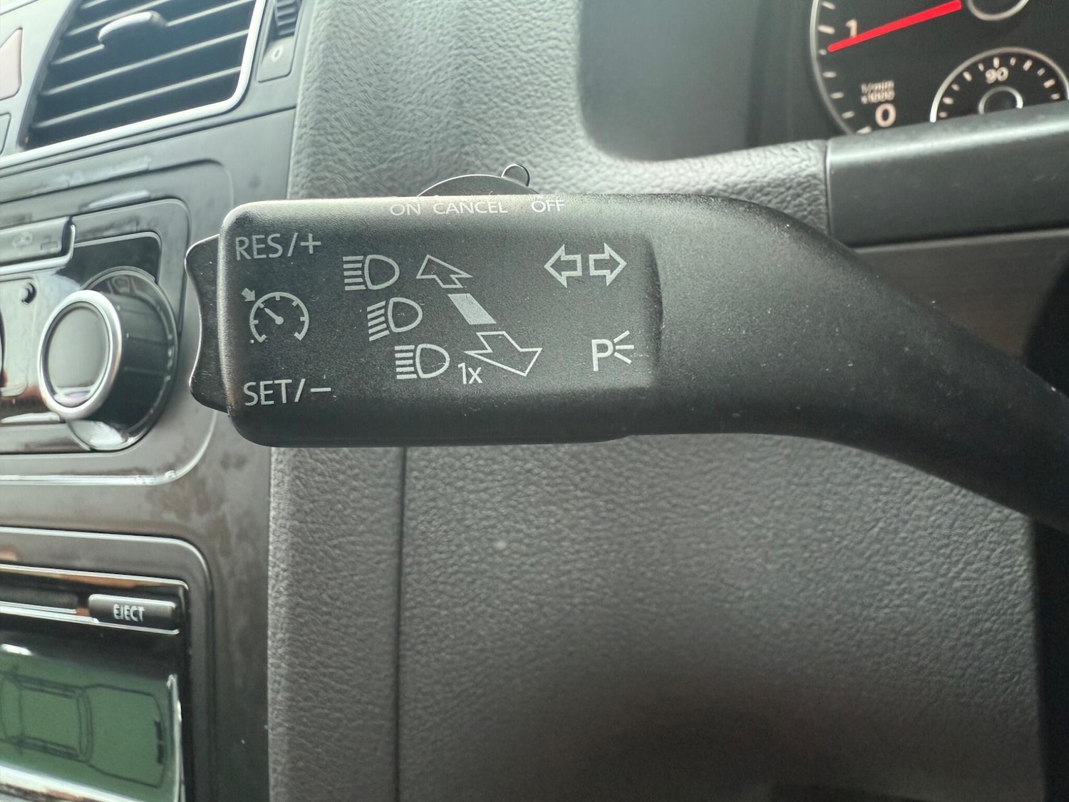 Used Volkswagen Touran 2011 for sale - 77396259: Photo 14