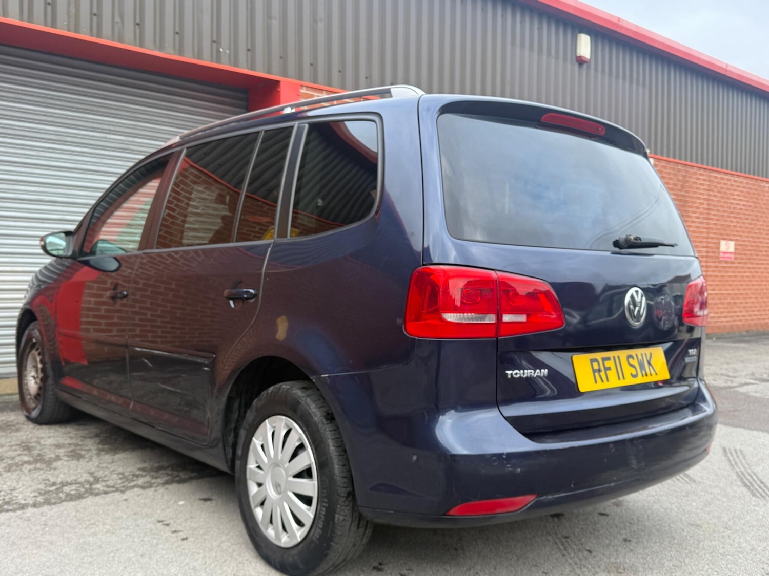 Used Volkswagen Touran 2011 for sale - 77396259: Photo 34