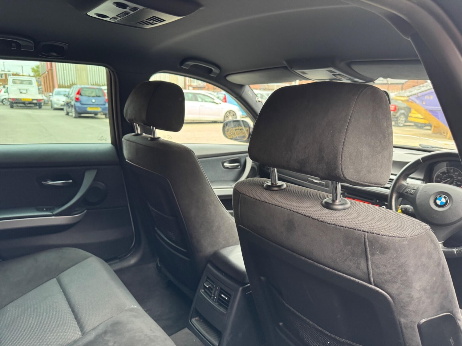Used BMW 3 Series 2011 for sale - 76337859: Photo 19