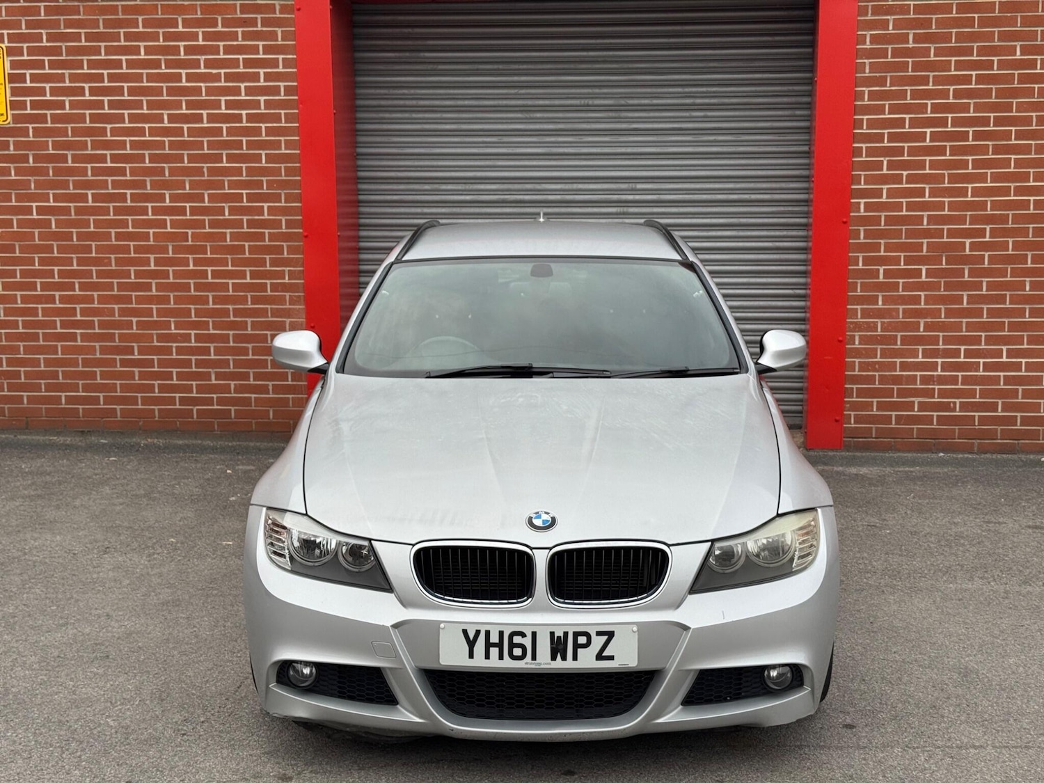 Used BMW 3 Series 2011 for sale - 76337859: Photo 2