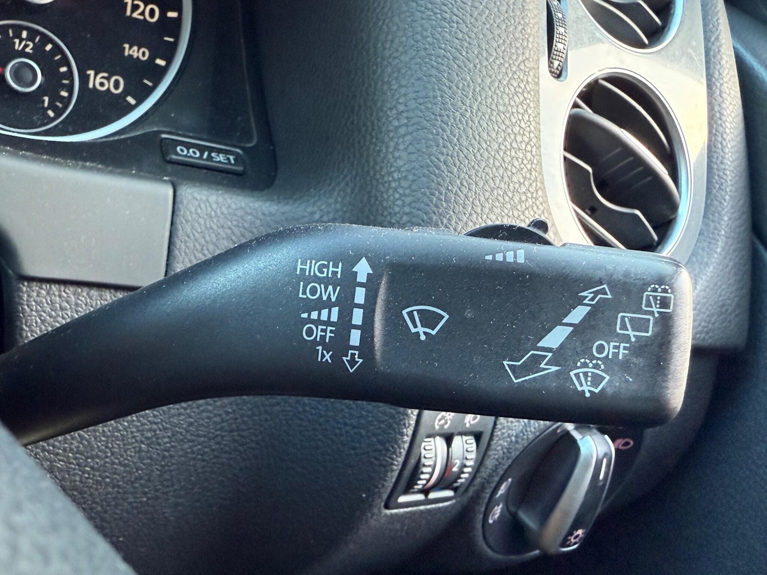 Used Volkswagen Tiguan 2011 for sale - 75981709: Photo 14