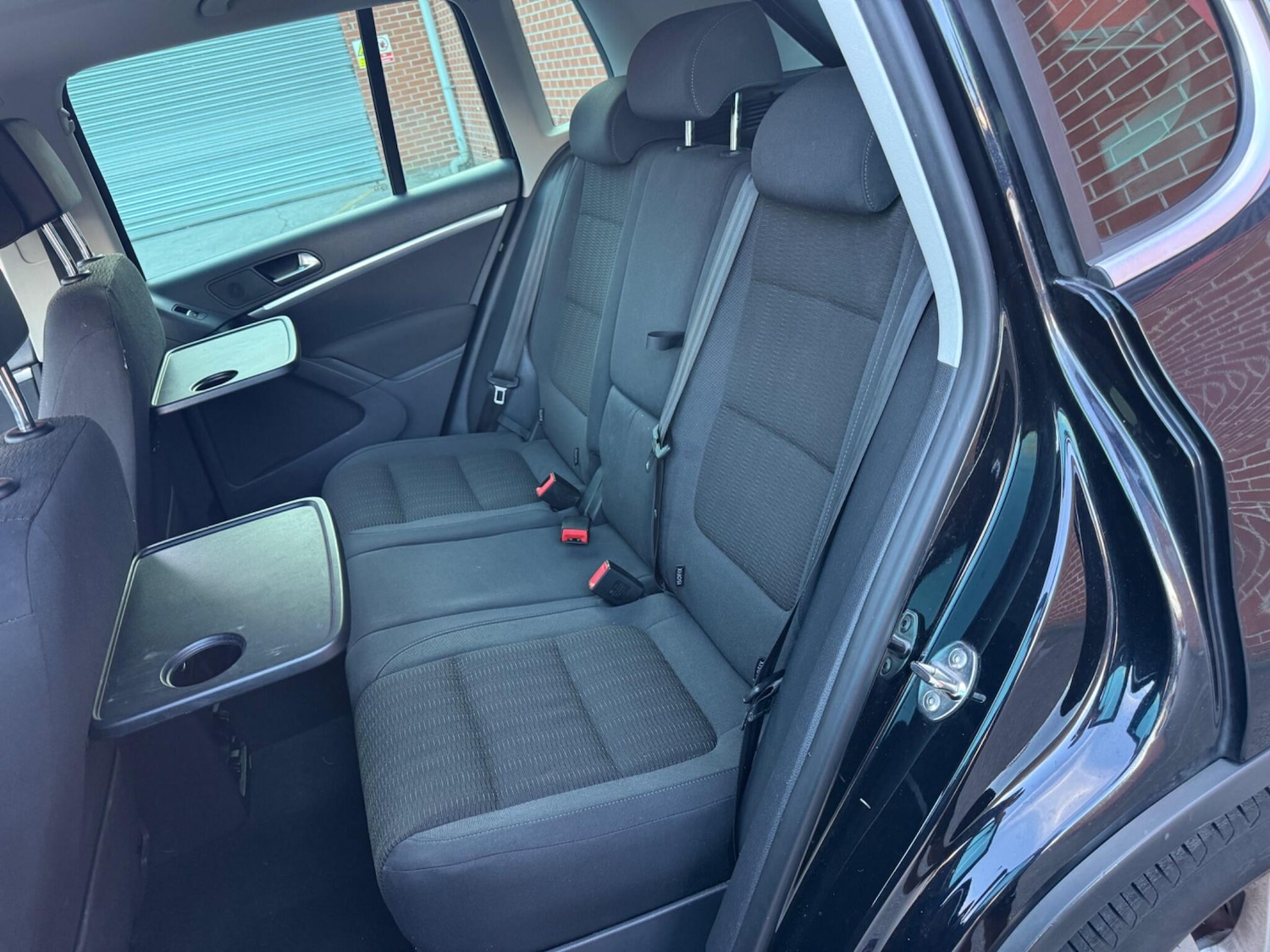 Used Volkswagen Tiguan 2011 for sale - 75981709: Photo 27