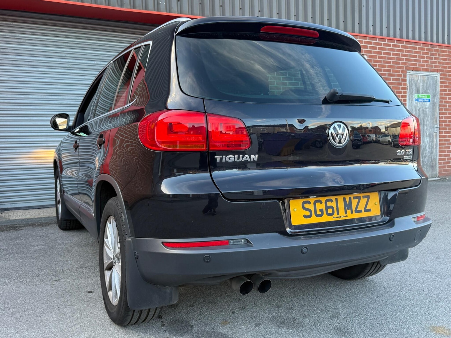 Used Volkswagen Tiguan 2011 for sale - 75981709: Photo 32