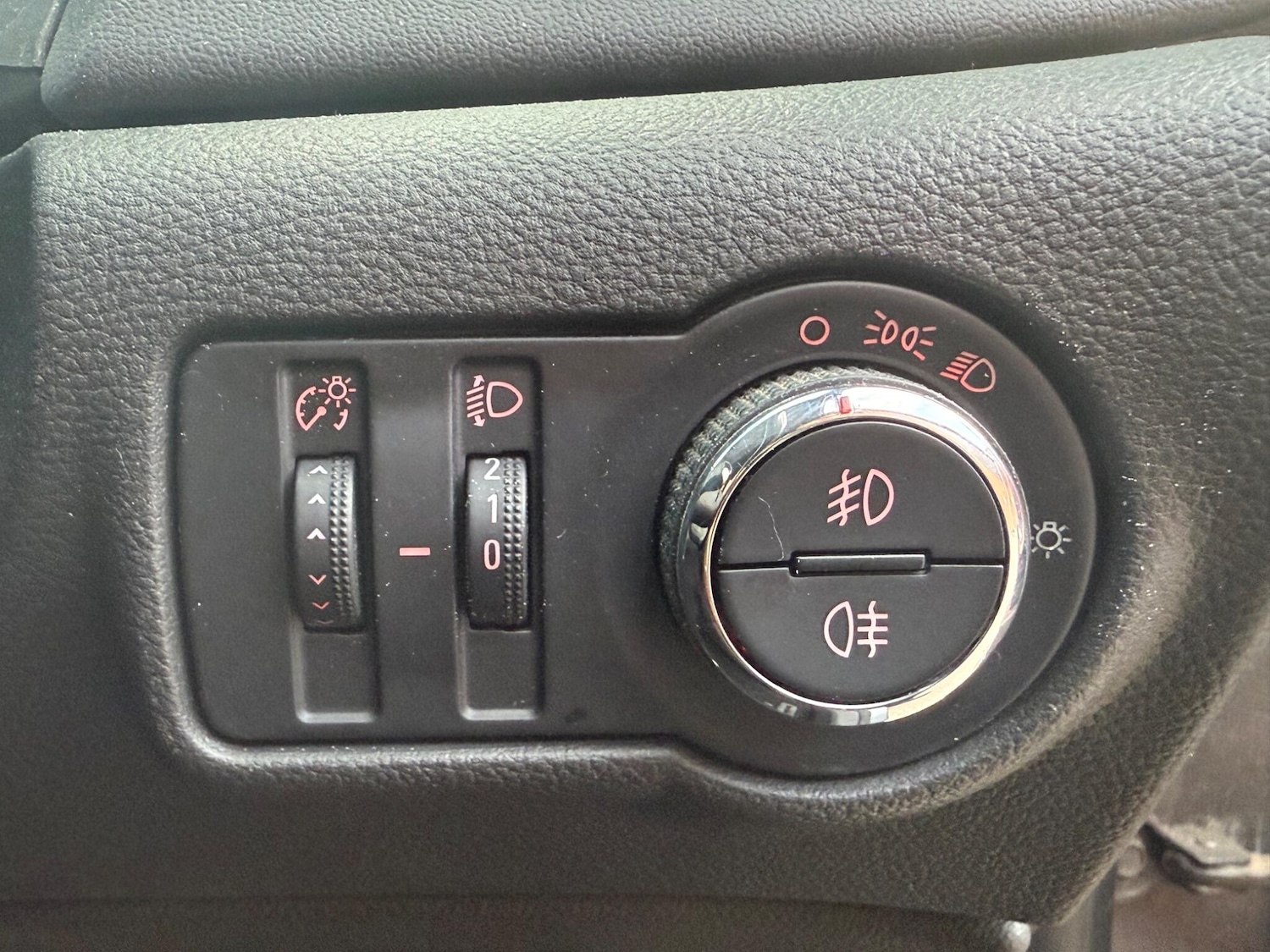 Used Vauxhall Astra 2012 for sale - 76446498: Photo 10