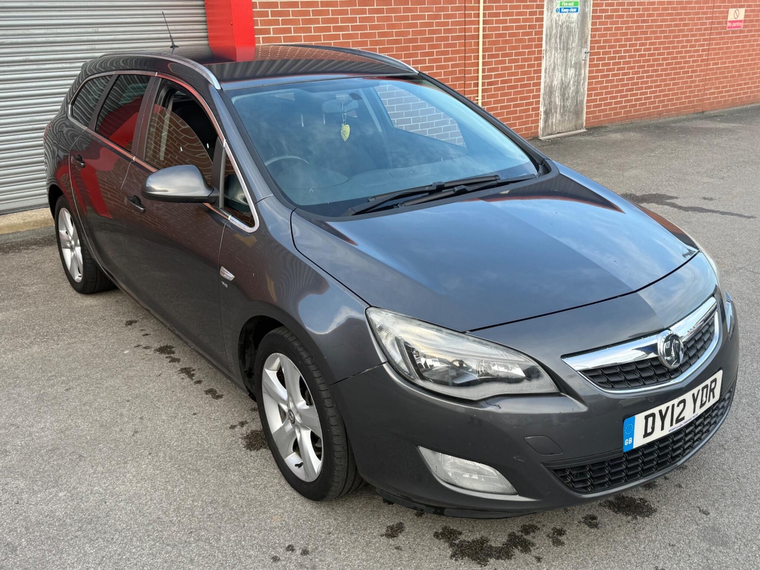 Used Vauxhall Astra 2012 for sale - 76446498: Photo 2