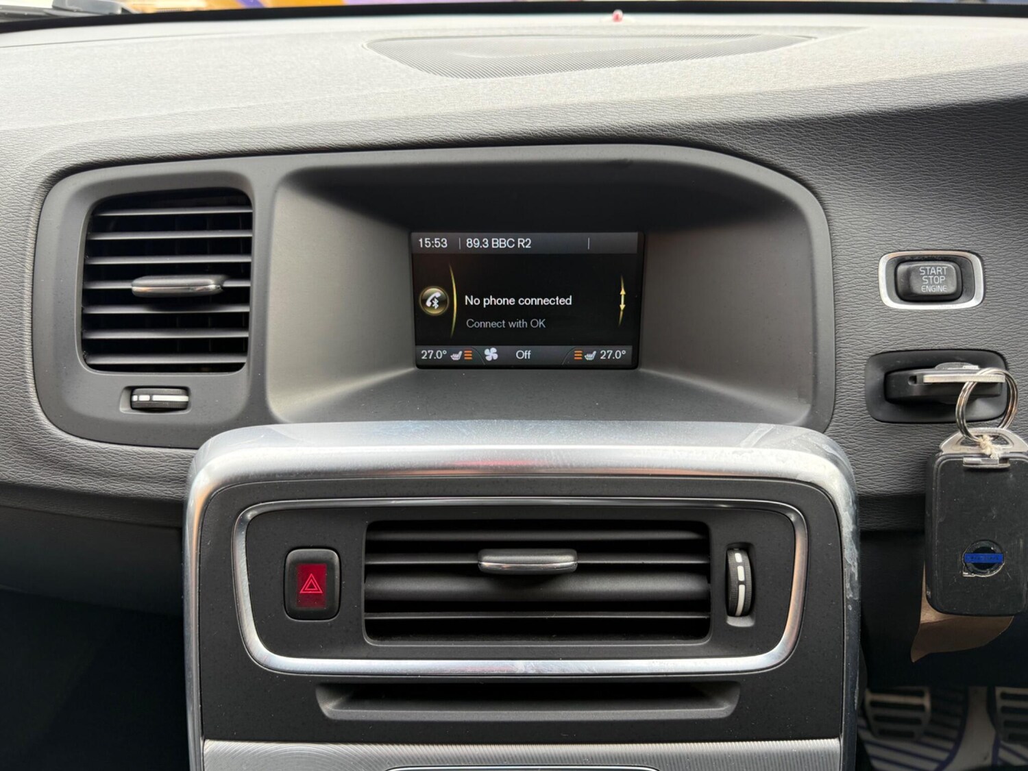 Used Volvo V60 2012 for sale - 77909335: Photo 16