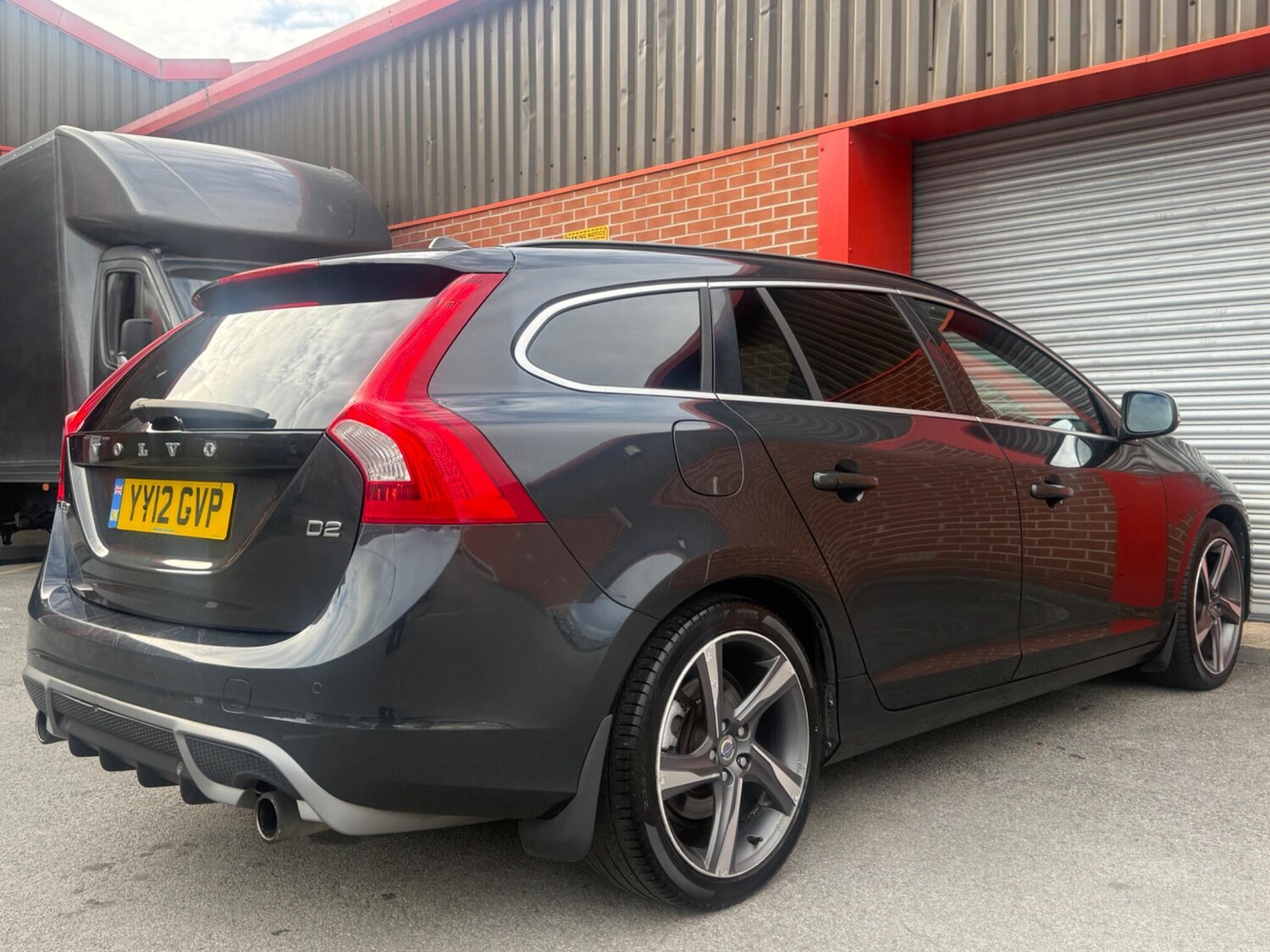 Used Volvo V60 2012 for sale - 77909335: Photo 36