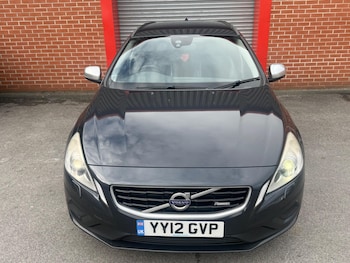 Used Volvo V60 2012 for sale - 77909335: Photo
