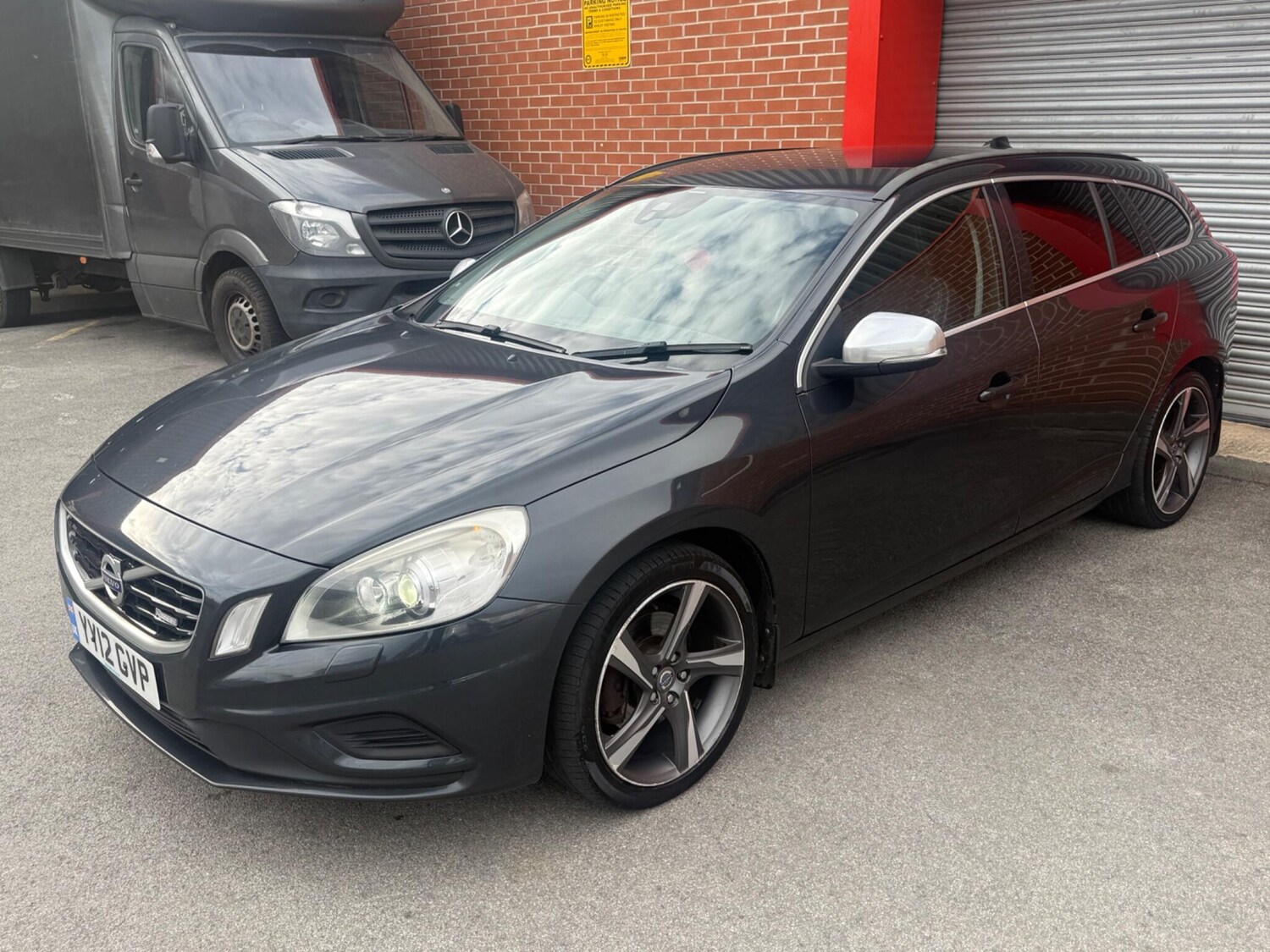 Used Volvo V60 2012 for sale - 77909335: Photo 6