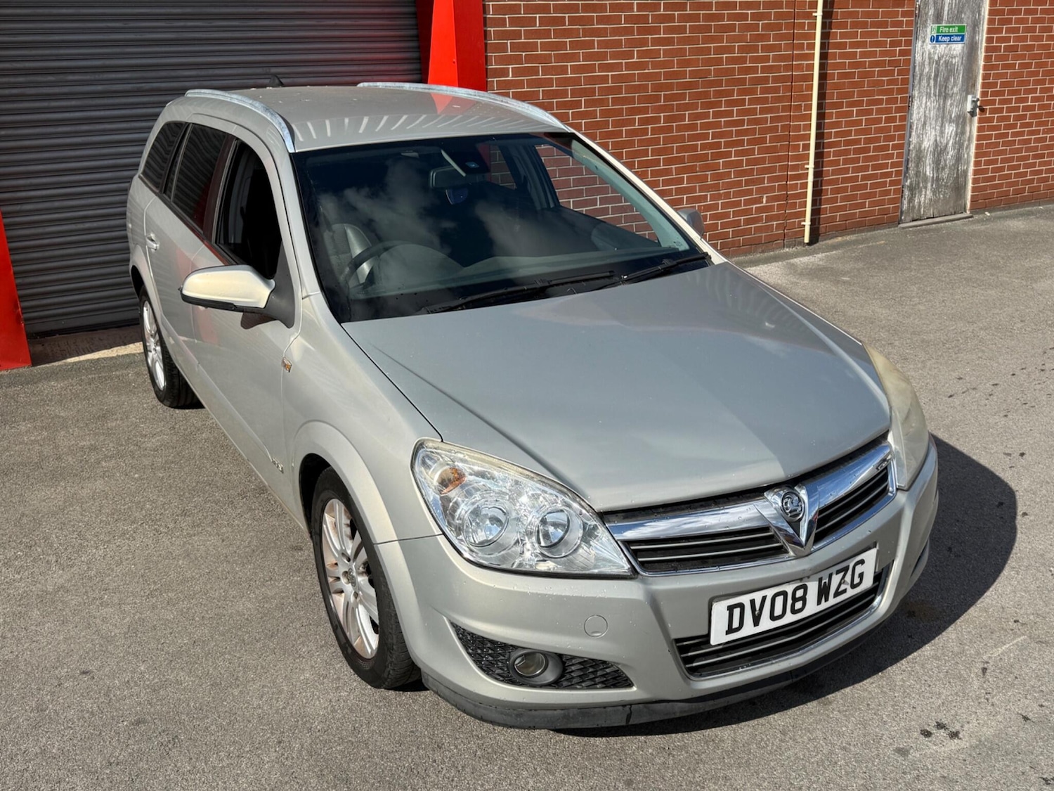 Used Vauxhall Astra 2008 for sale - 75981759: Photo 2
