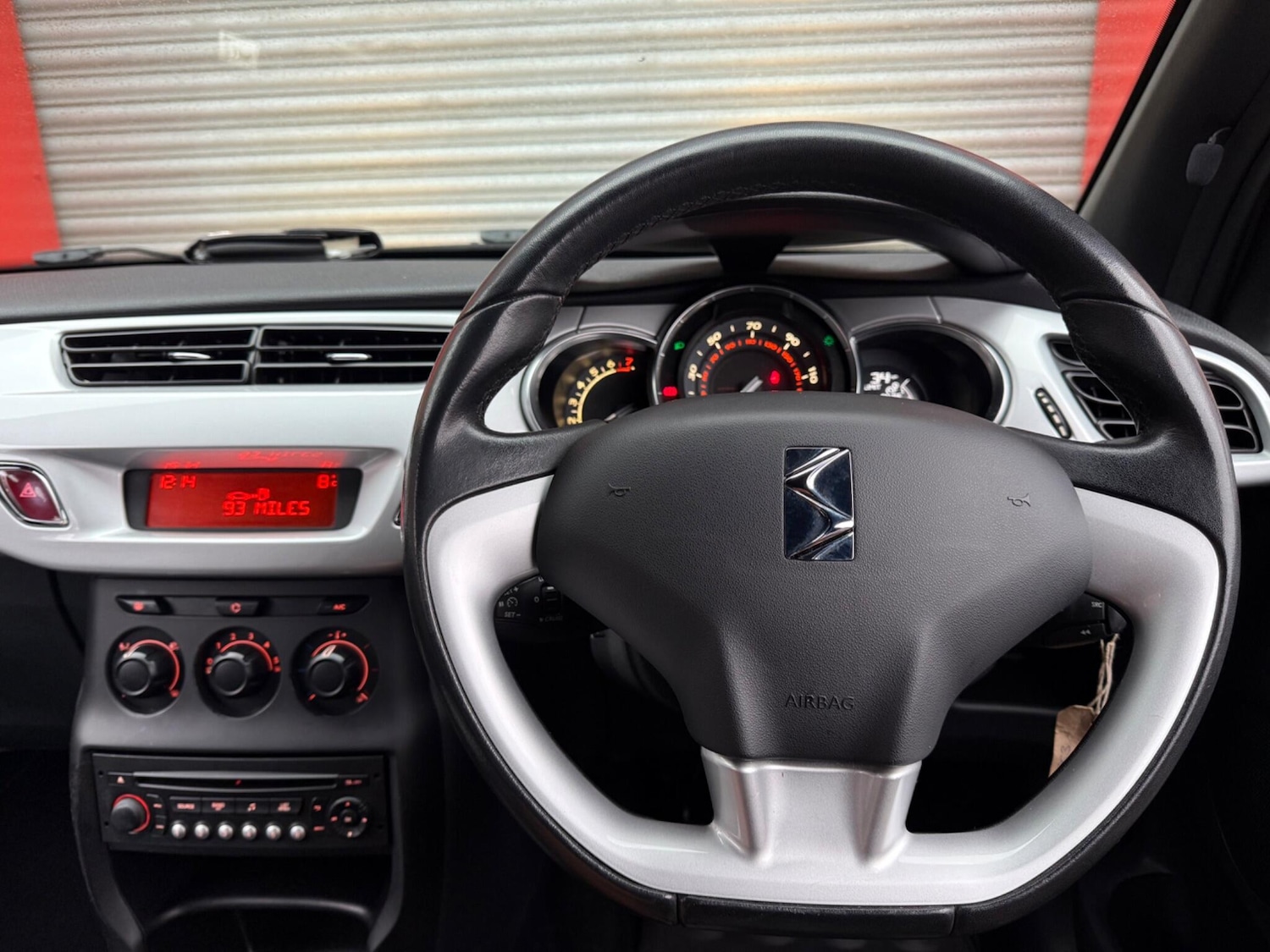 Used Citroen DS3 2014 for sale - 77040556: Photo 20