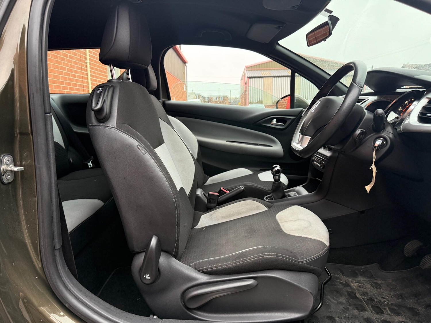 Used Citroen DS3 2014 for sale - 77040556: Photo 21