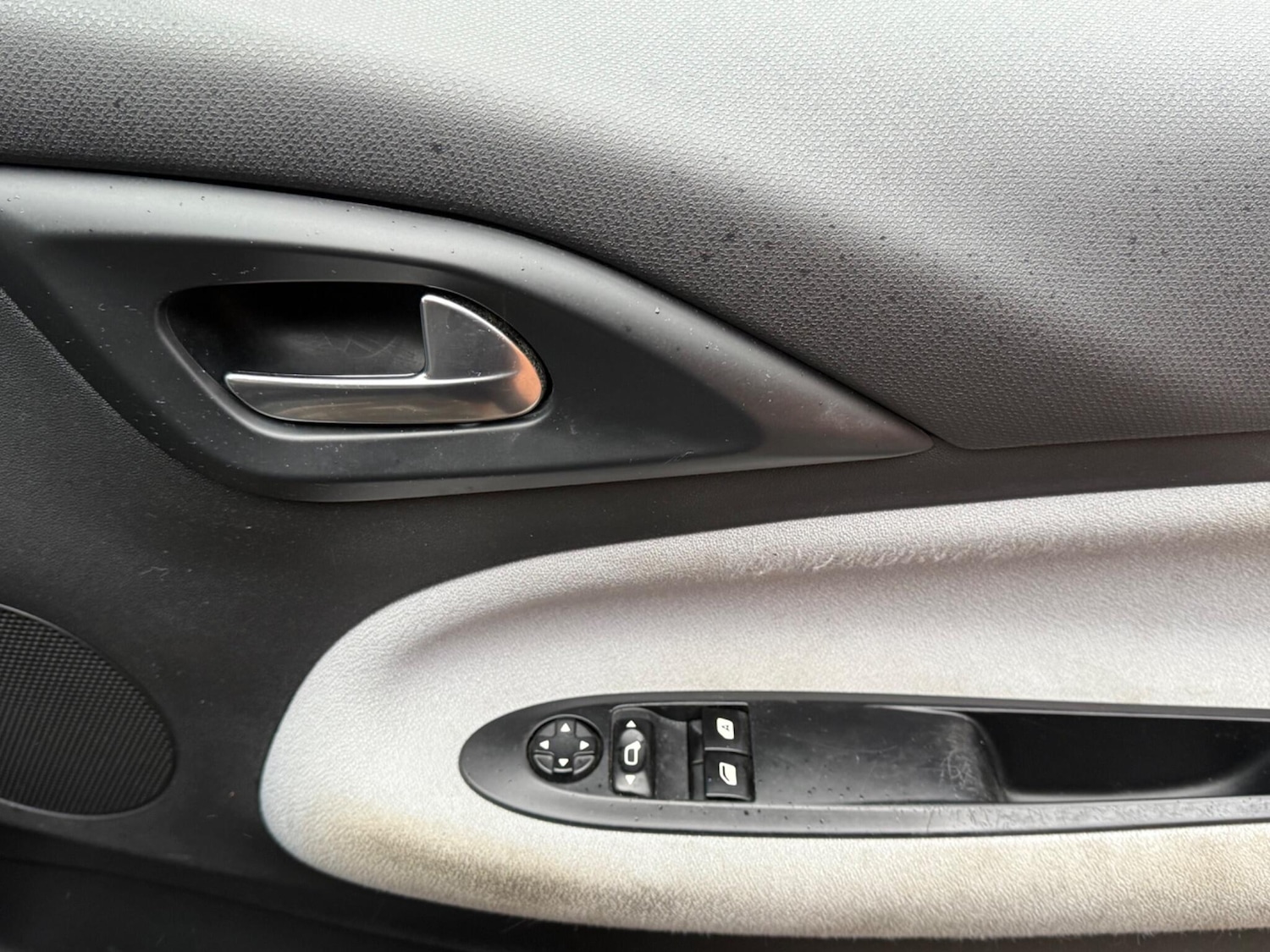 Used Citroen DS3 2014 for sale - 77040556: Photo 9