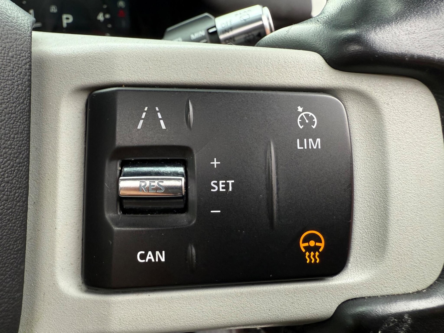 Used Land Rover Defender 110 2022 for sale - 77511456: Photo 13