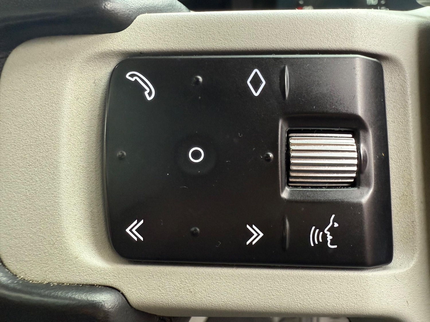 Used Land Rover Defender 110 2022 for sale - 77511456: Photo 15