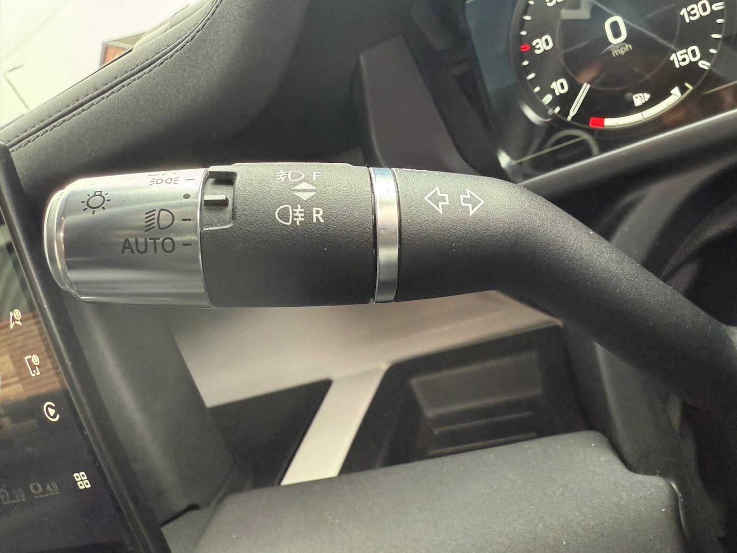 Used Land Rover Defender 110 2022 for sale - 77511456: Photo 16