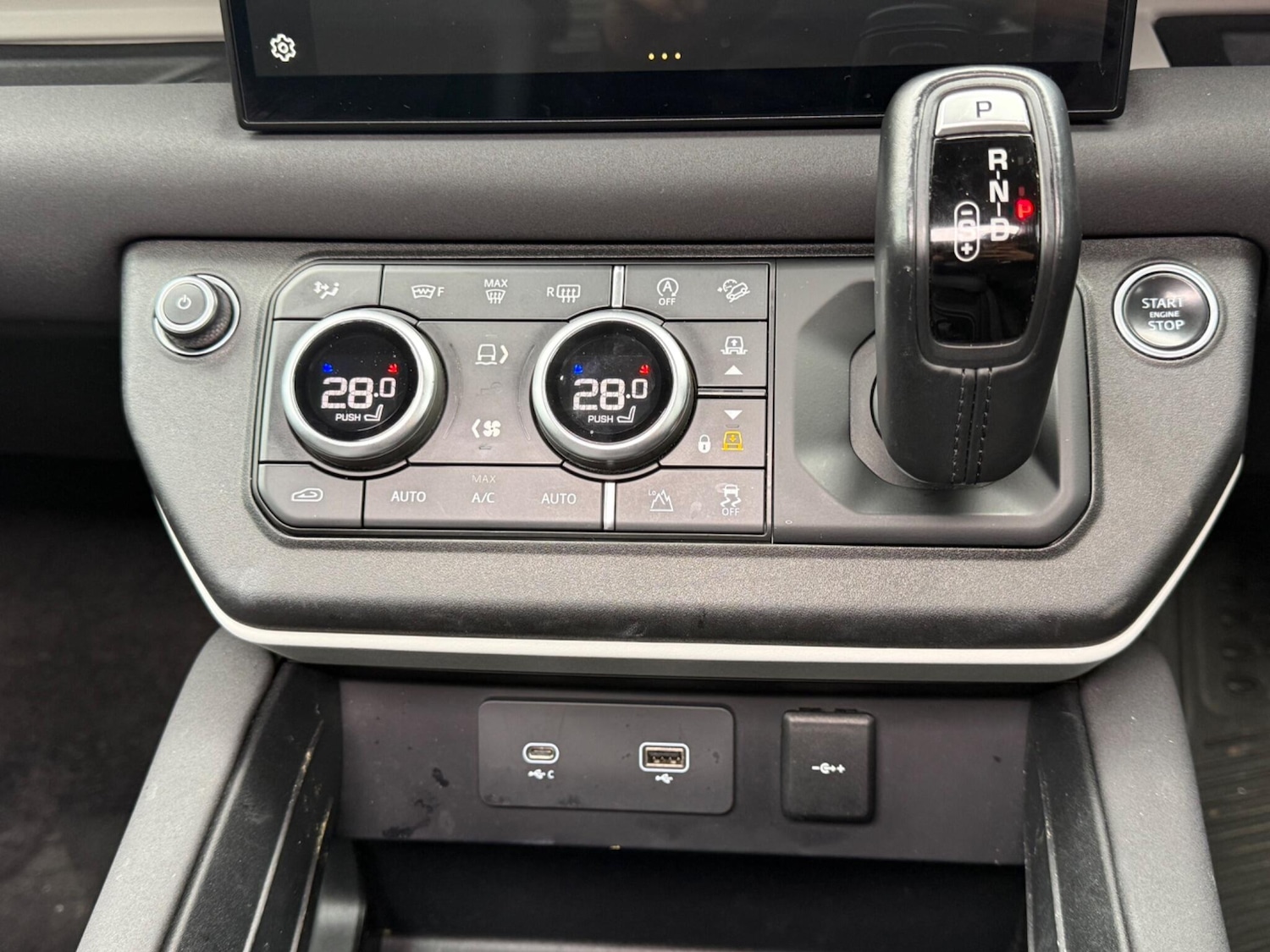 Used Land Rover Defender 110 2022 for sale - 77511456: Photo 20