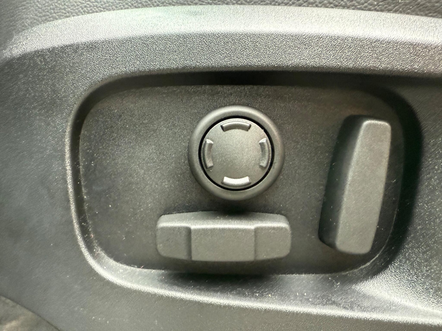 Used Land Rover Defender 110 2022 for sale - 77511456: Photo 29