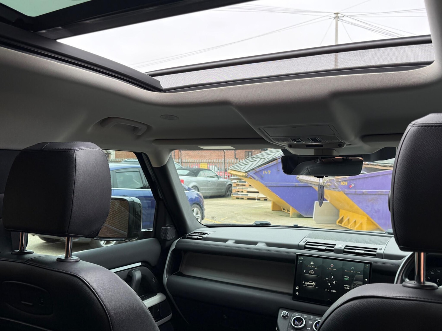 Used Land Rover Defender 110 2022 for sale - 77511456: Photo 37