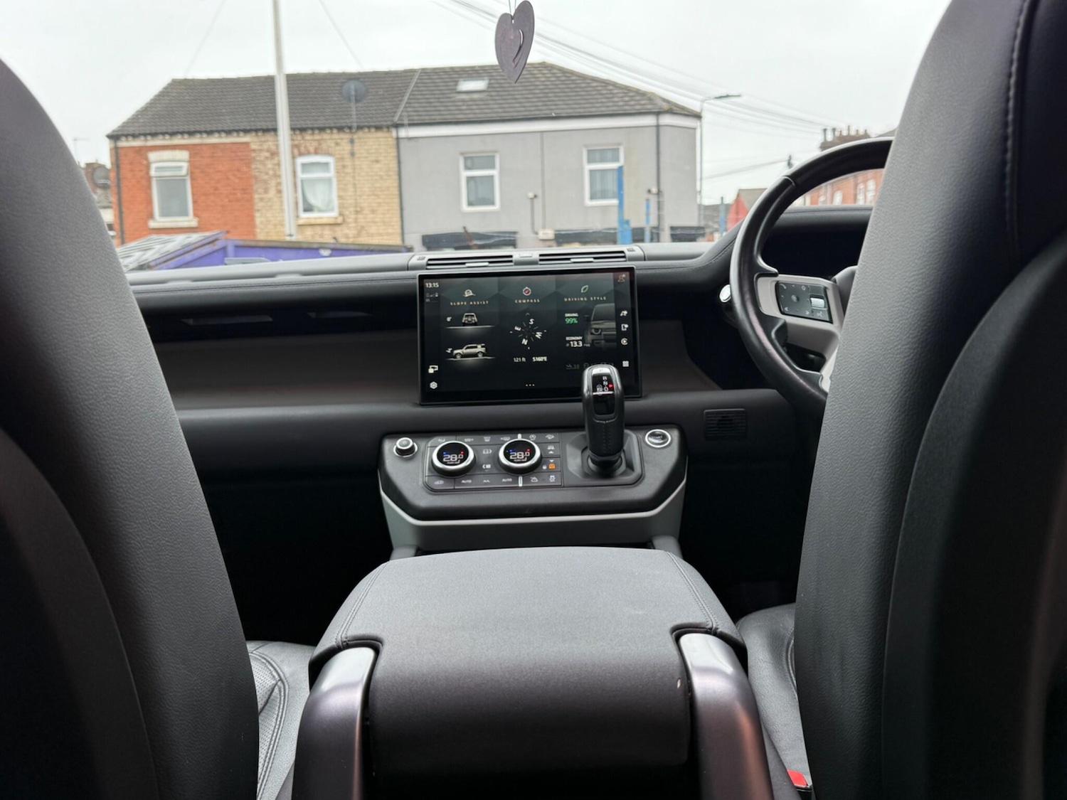 Used Land Rover Defender 110 2022 for sale - 77511456: Photo 39