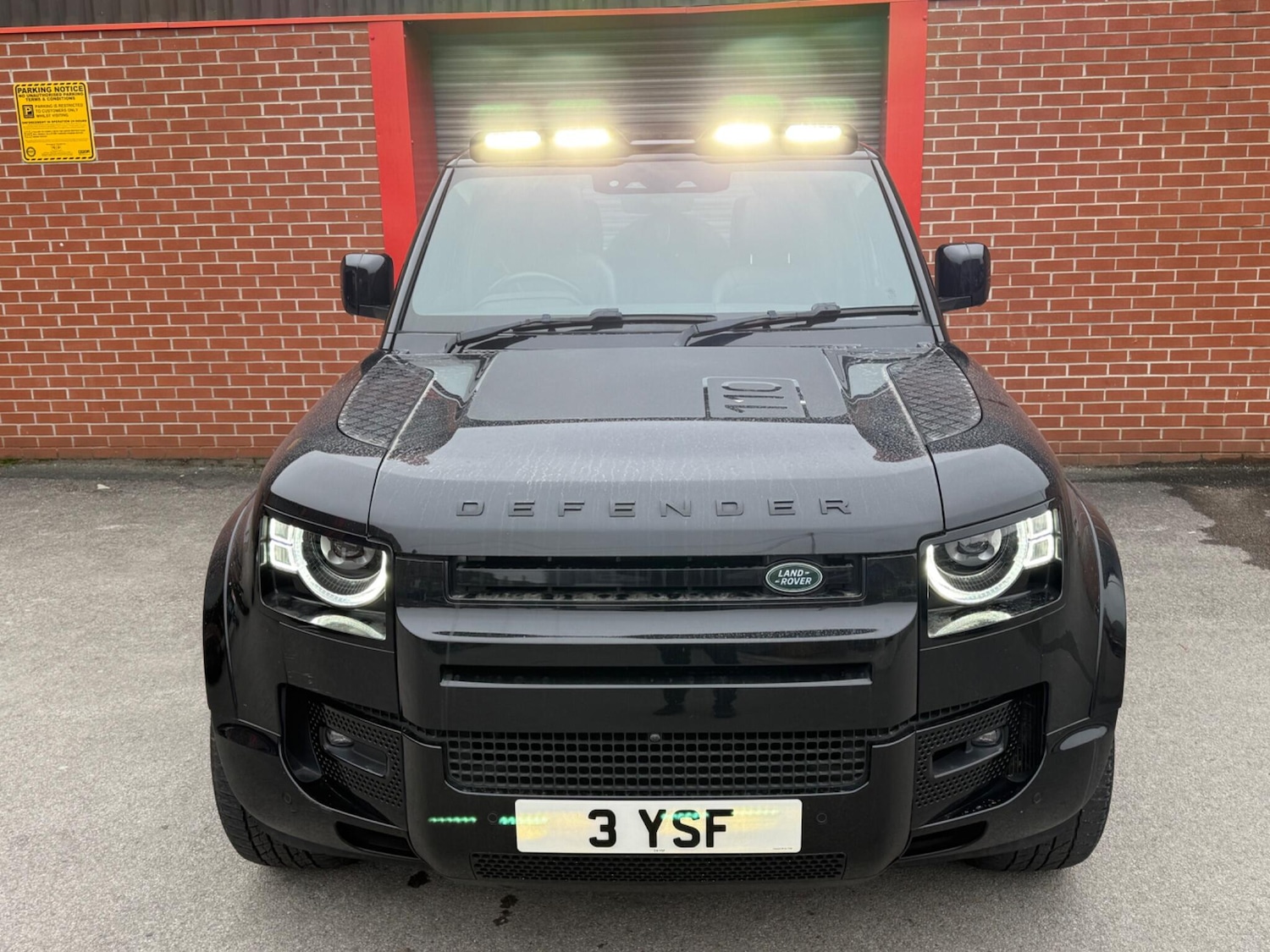 Used Land Rover Defender 110 2022 for sale - 77511456: Photo 4