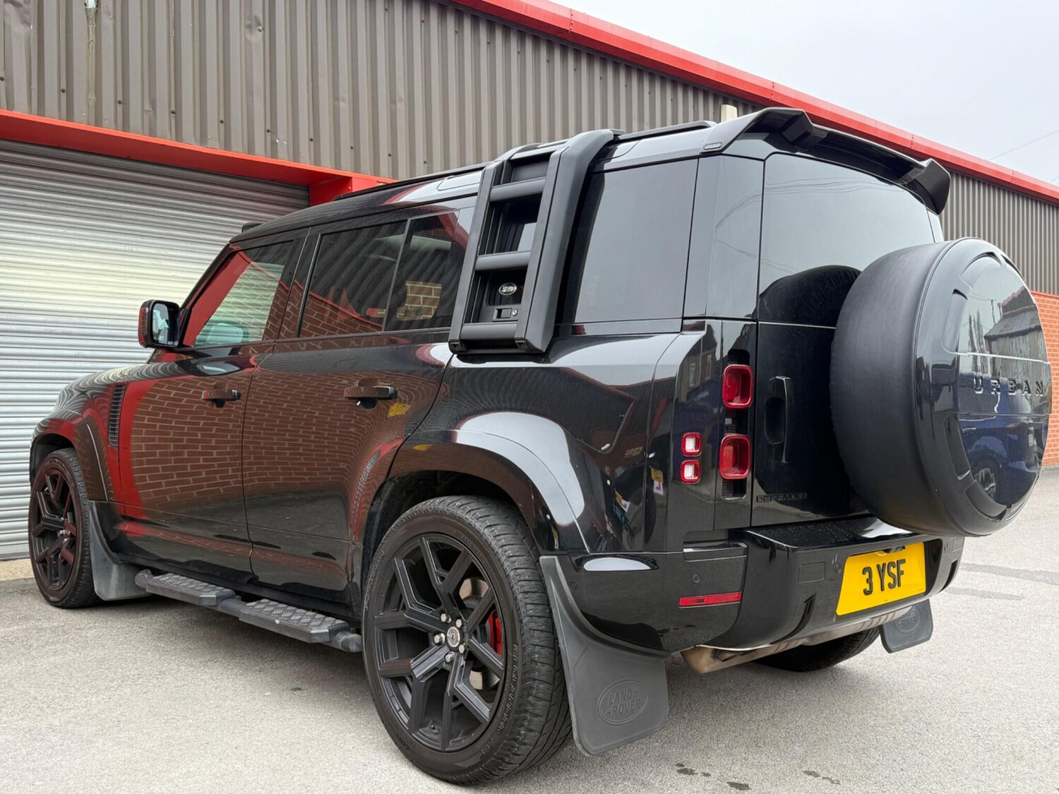 Used Land Rover Defender 110 2022 for sale - 77511456: Photo 42