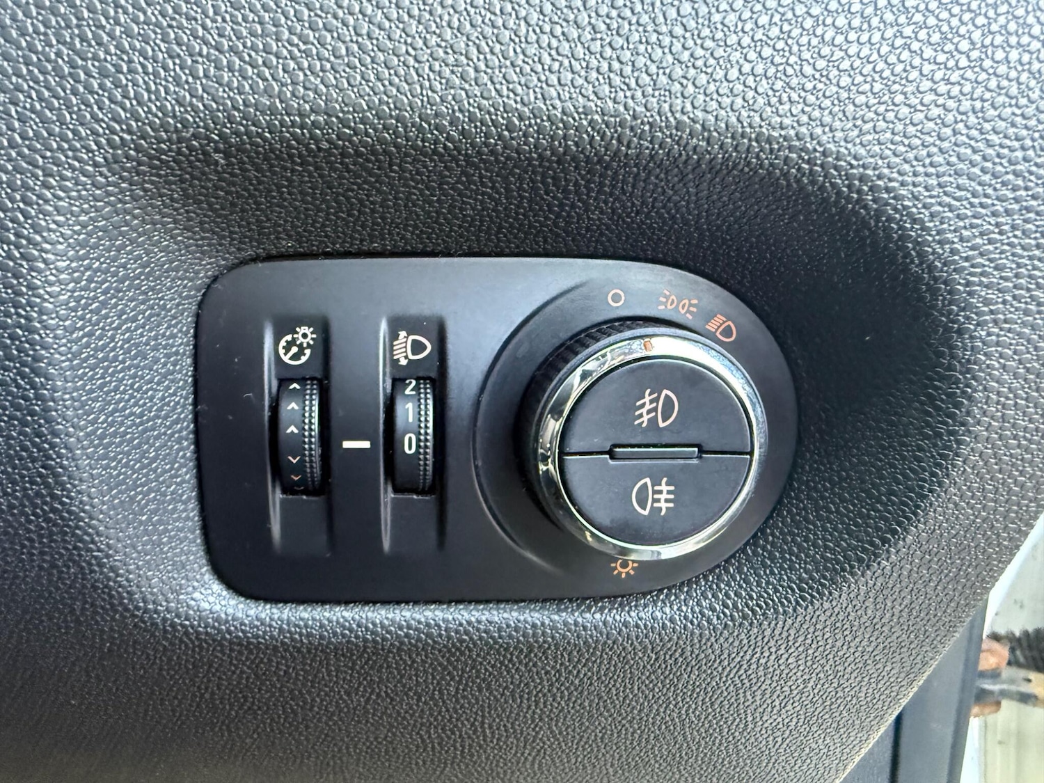 Used Vauxhall Corsa for sale - 78087013: Photo 12