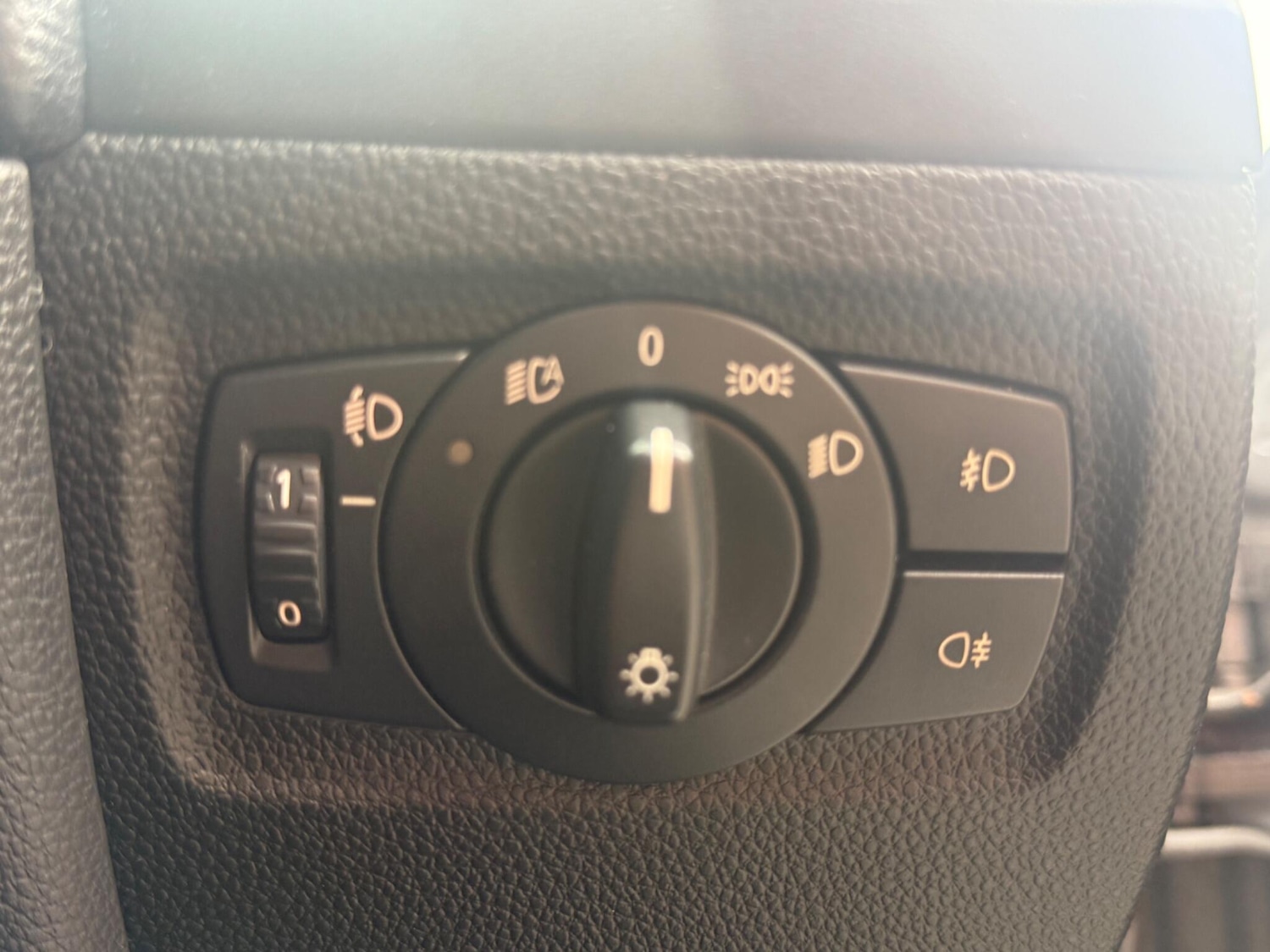 Used BMW 1 Series 2009 for sale - 77853095: Photo 10