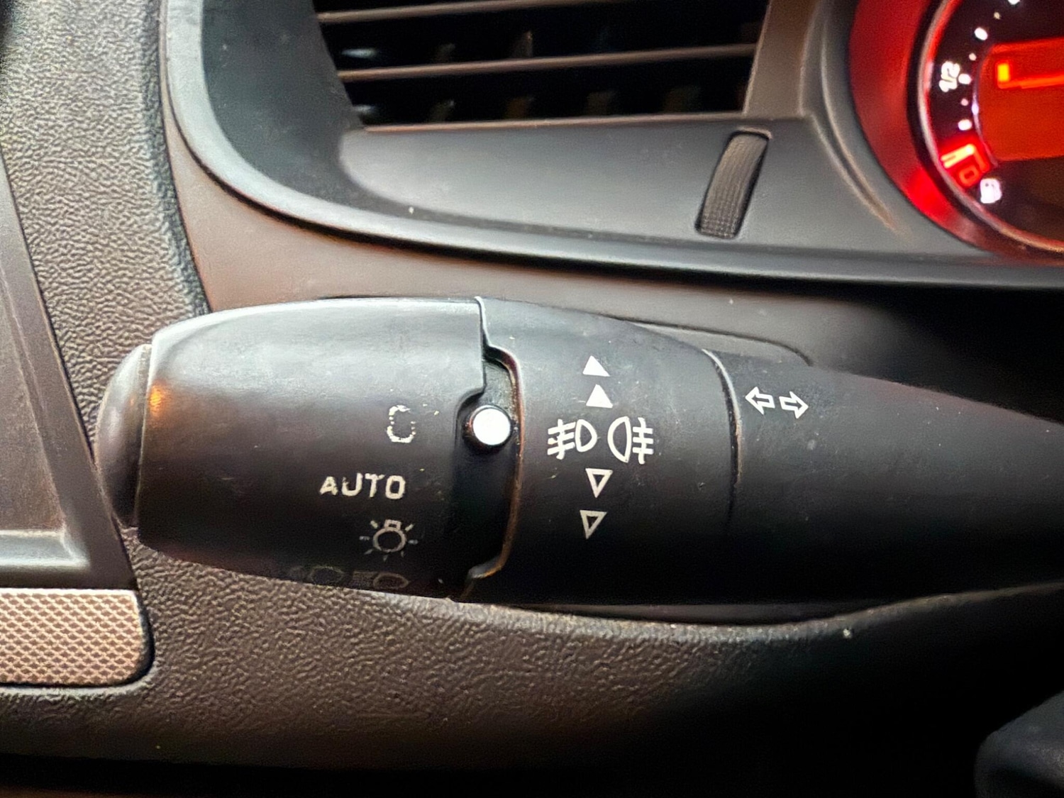 Used Citroen C5 2010 for sale - 77057213: Photo 15