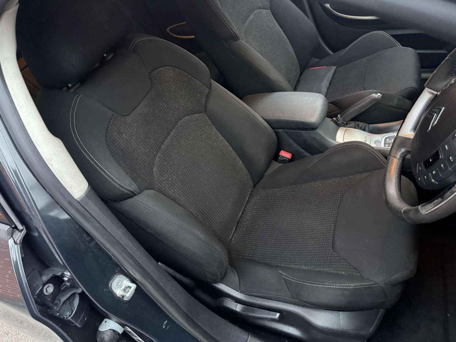 Used Citroen C5 2010 for sale - 77057213: Photo 21