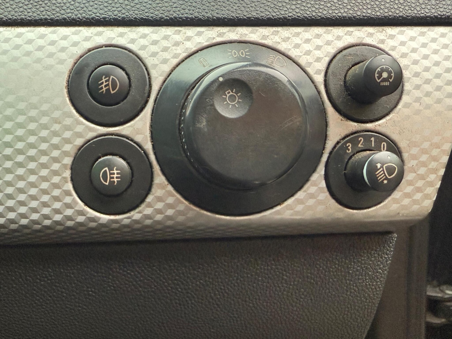 Used Vauxhall Astra 2010 for sale - 77396310: Photo 10