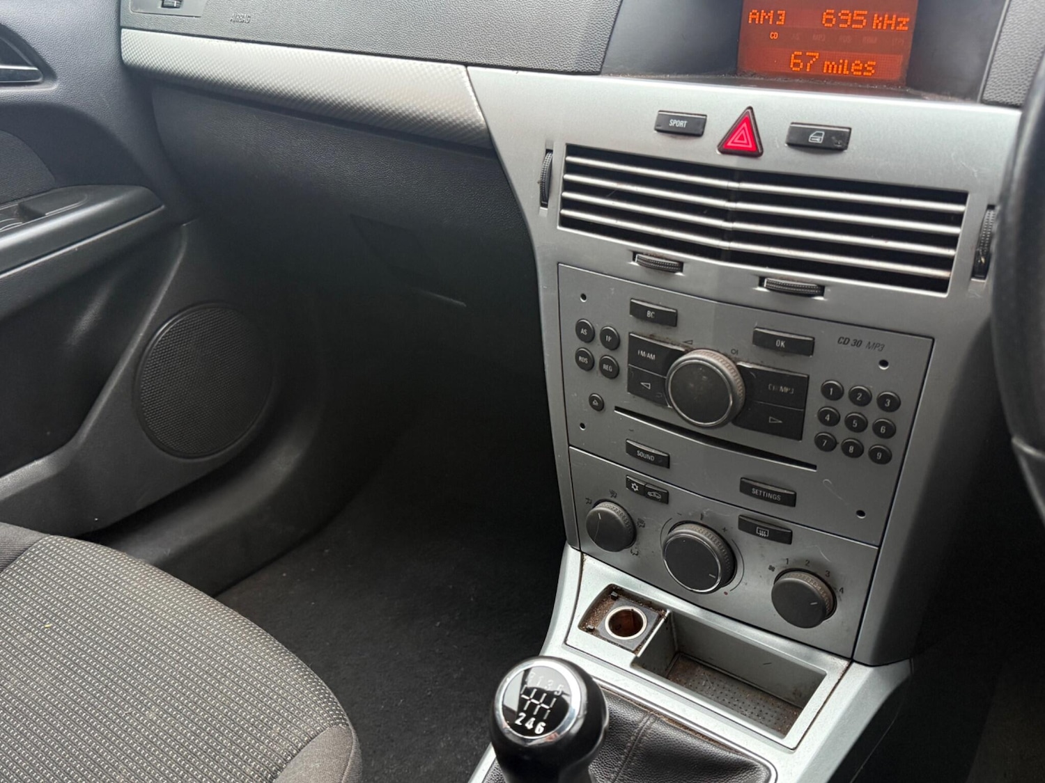 Used Vauxhall Astra 2010 for sale - 77396310: Photo 16