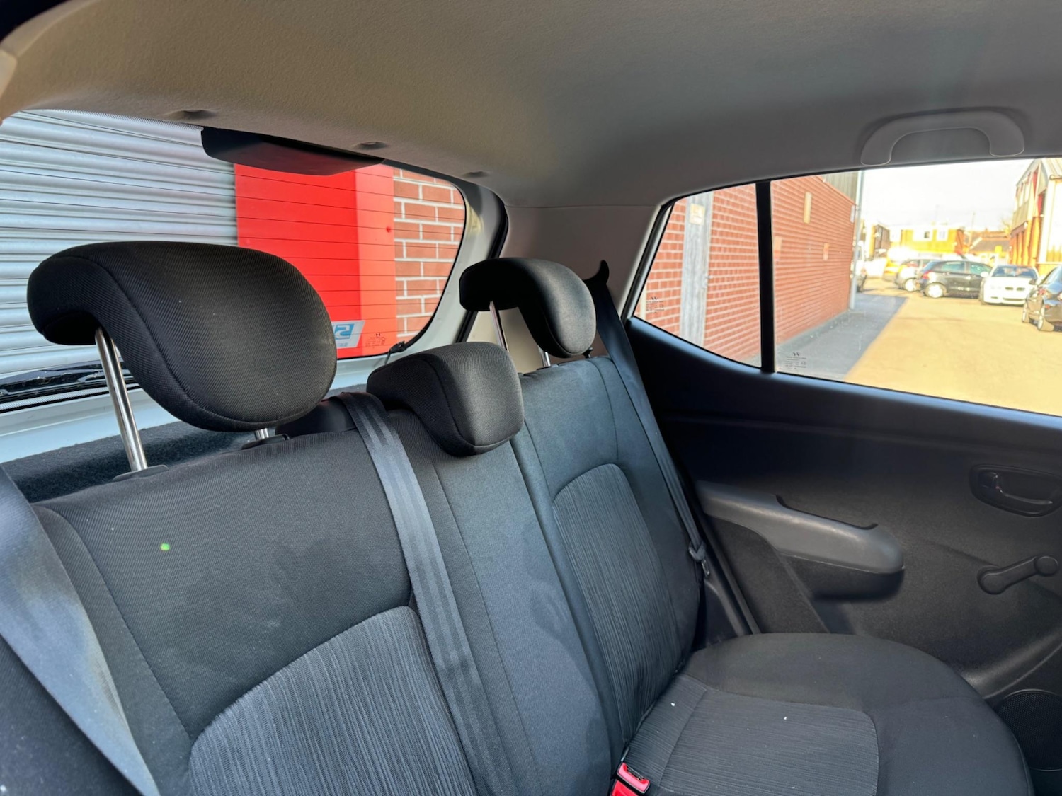 Used Hyundai i10 2013 for sale - 75981757: Photo 18