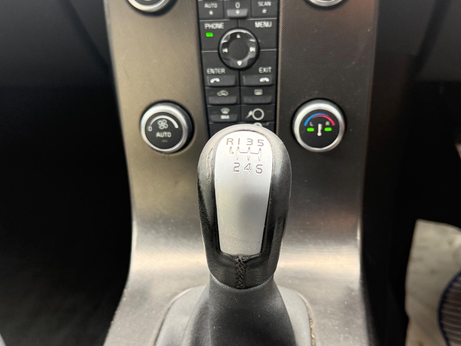 Used Volvo V50 2012 for sale - 77994308: Photo 19