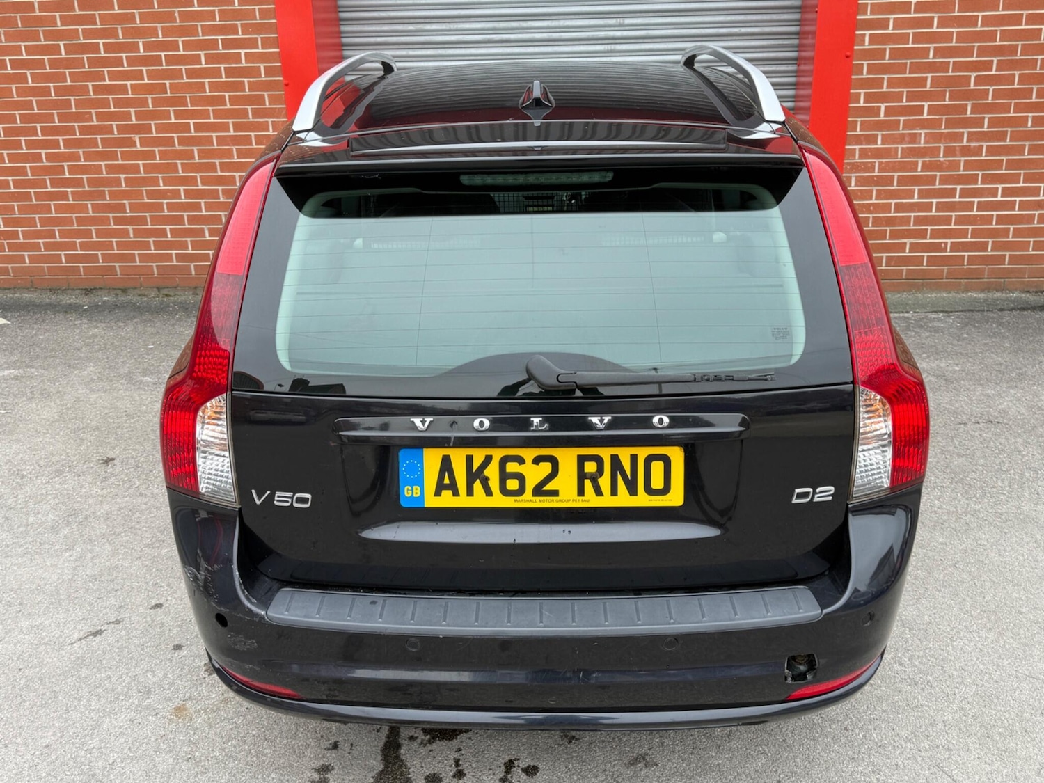 Used Volvo V50 2012 for sale - 77994308: Photo 32